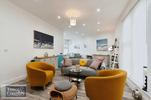 WATERSIDE MARINA- click for photo gallery